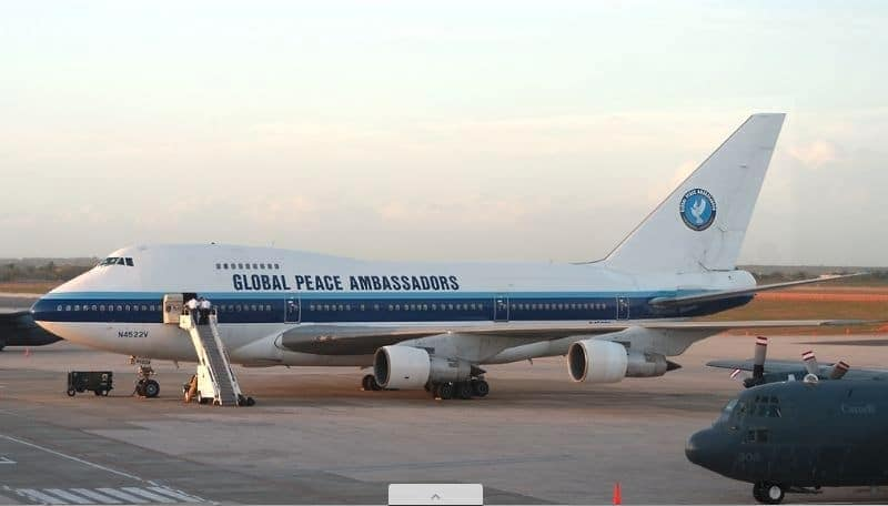 Global Peace Ambassadors — Boeing 747-SP on the tarmac